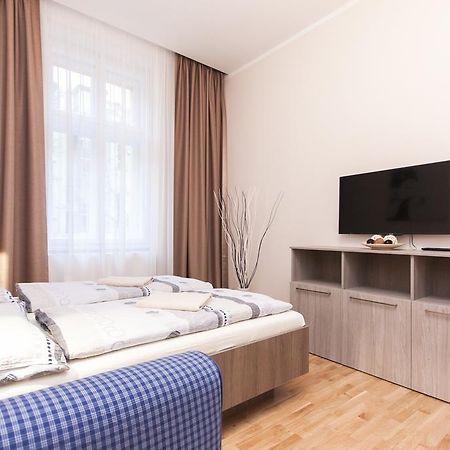 Manesova Astra Apartment Praha Ruang foto