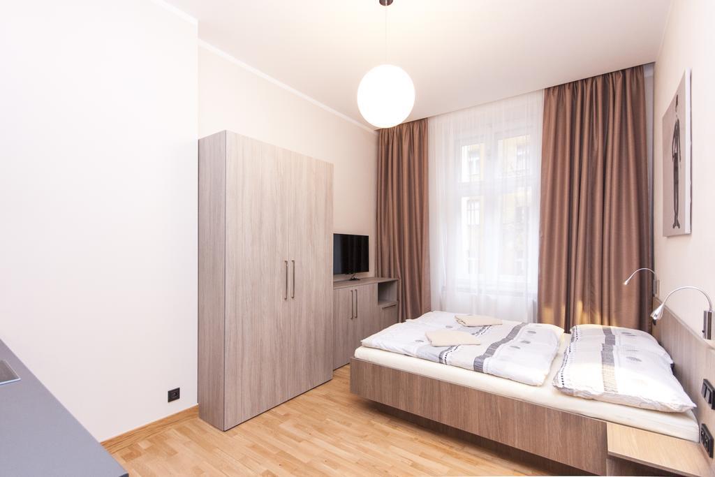Manesova Astra Apartment Praha Ruang foto